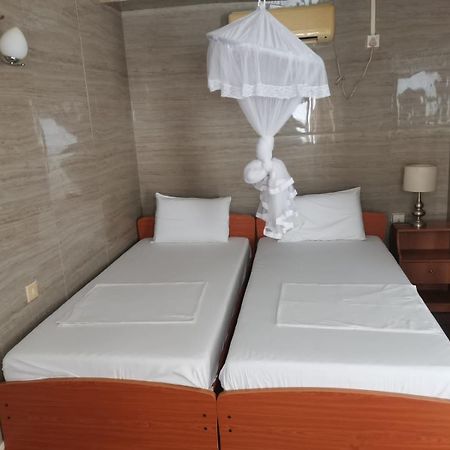 Milano Tourist Rest Otel Anuradhapura Dış mekan fotoğraf