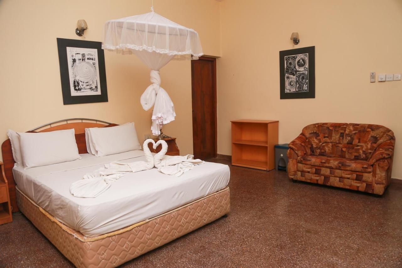 Milano Tourist Rest Otel Anuradhapura Dış mekan fotoğraf