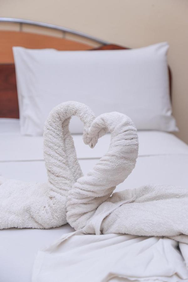 Milano Tourist Rest Otel Anuradhapura Dış mekan fotoğraf