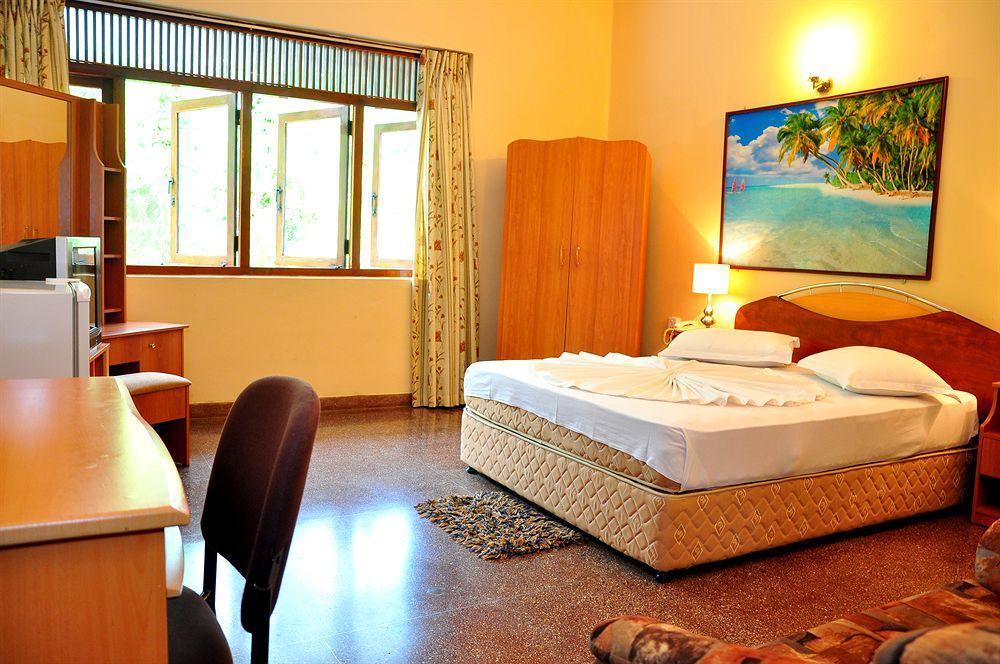 Milano Tourist Rest Otel Anuradhapura Dış mekan fotoğraf