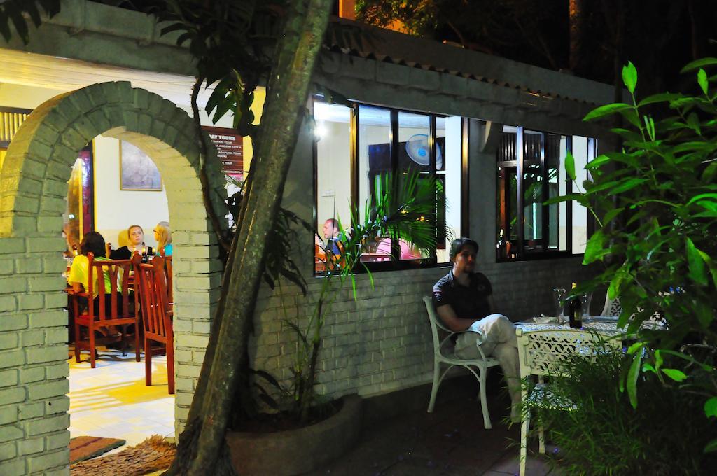 Milano Tourist Rest Otel Anuradhapura Dış mekan fotoğraf